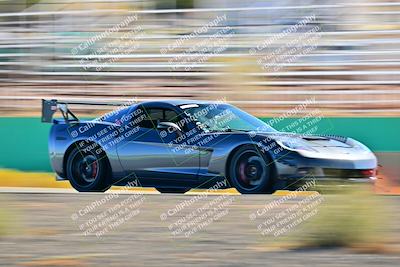 media/Oct-18-2025-Extreme Speed (Sat) [[d6d7e1fef1]]/Group 4 Orange/Session 3 (Turn 1)/